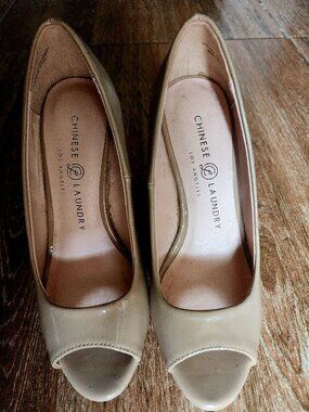 Patent Beige Platform Heel 👀